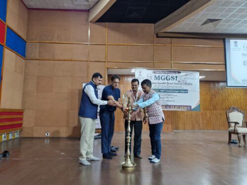 निफ्ट गांधीनगर में महात्मा गांधी ग्राम स्वराज पहल पर दो दिवसीय कार्यशाला शुरू