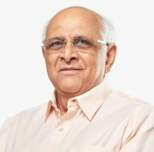 गुजरात सरकार ने राष्ट्रीय-राज्य पर्वों के आयोजक जिलों के लिए विकास अनुदान किया दोगुना