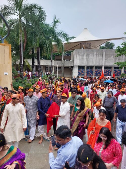 निफ्ट गांधीनगर में पर्यावरण-अनुकूल गणेश प्रतिमा के साथ गणेश चतुर्थी उत्सव